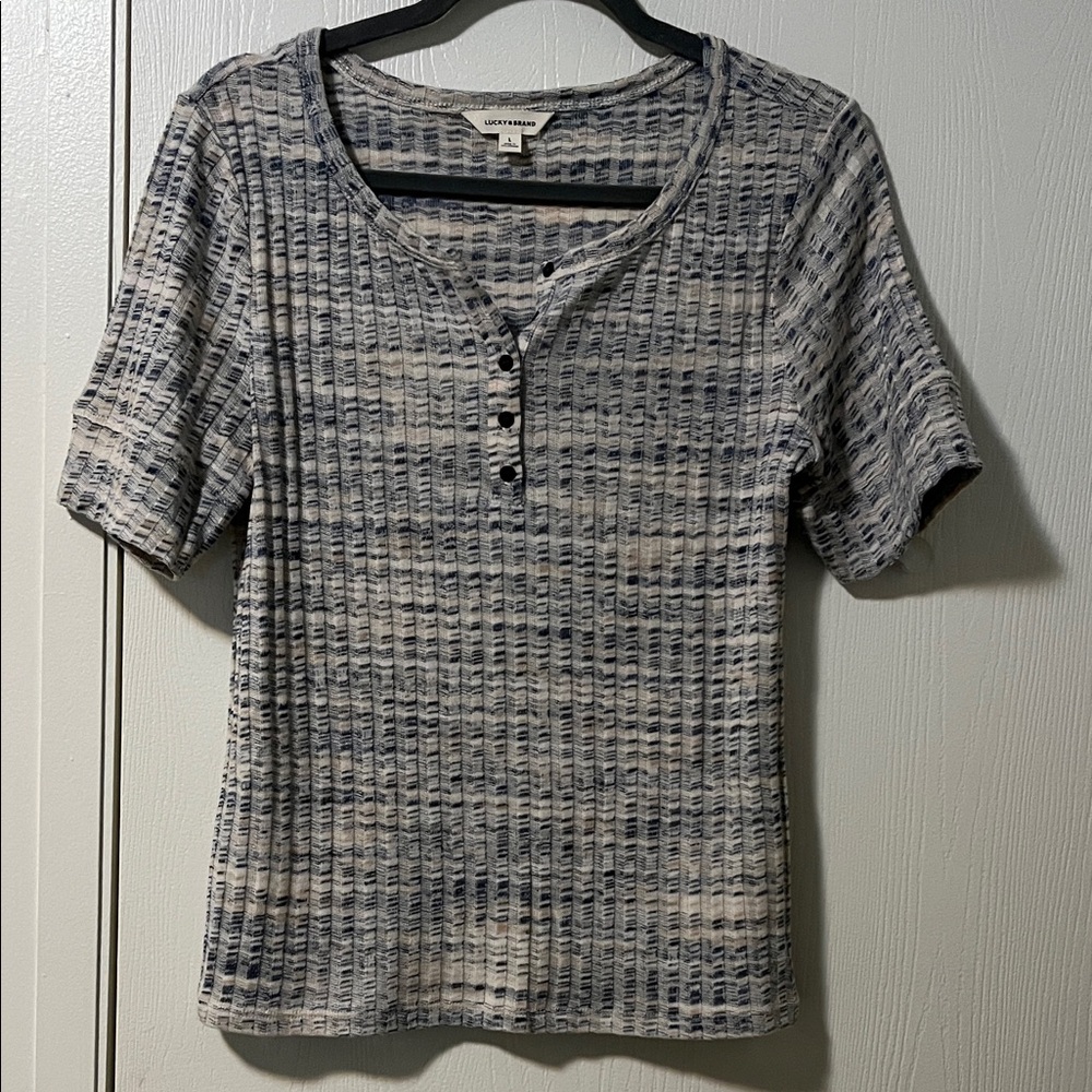 Lucky Brand Navy and Beige Textured Henley Top Large NEW